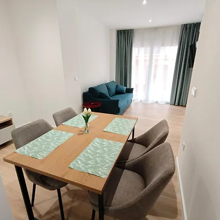 Apartament Estemar *
